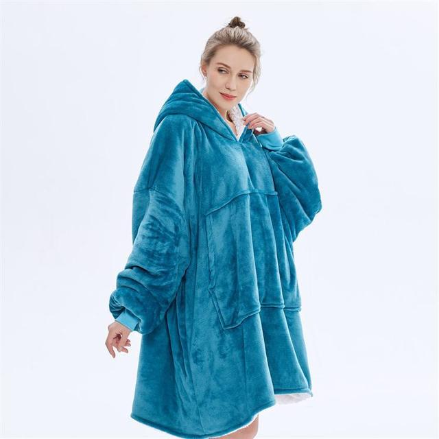 Cozy-hoody™ | Der ultimative Partner für warme Abende.