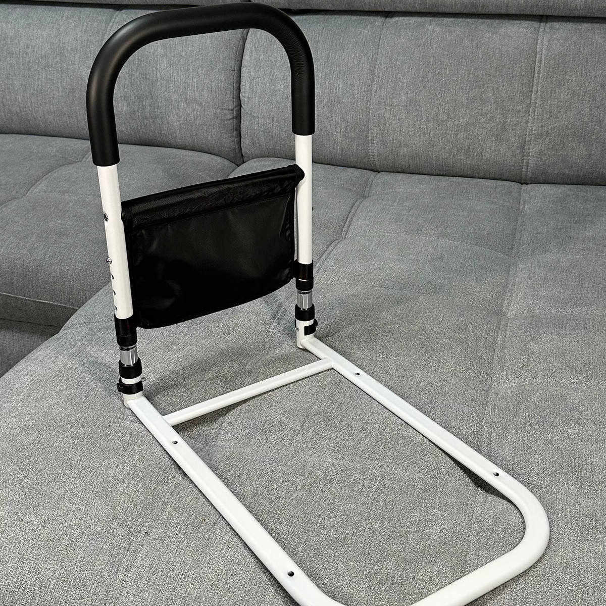 BedSafe™ | Zuverlässige Stütze in Griffweite.